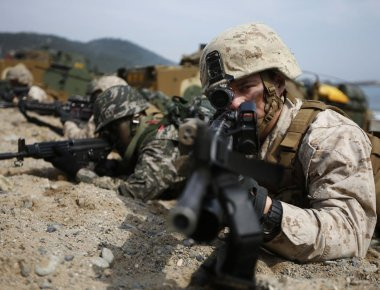 Βίντεο: Αυτές είναι οι χώρες που έχουν τους χειρότερους στρατούς στον κόσμο